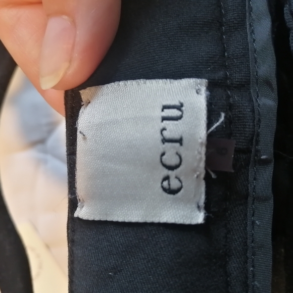 Ecru Ankle length dress pants size 6 - Picture 2 of 3